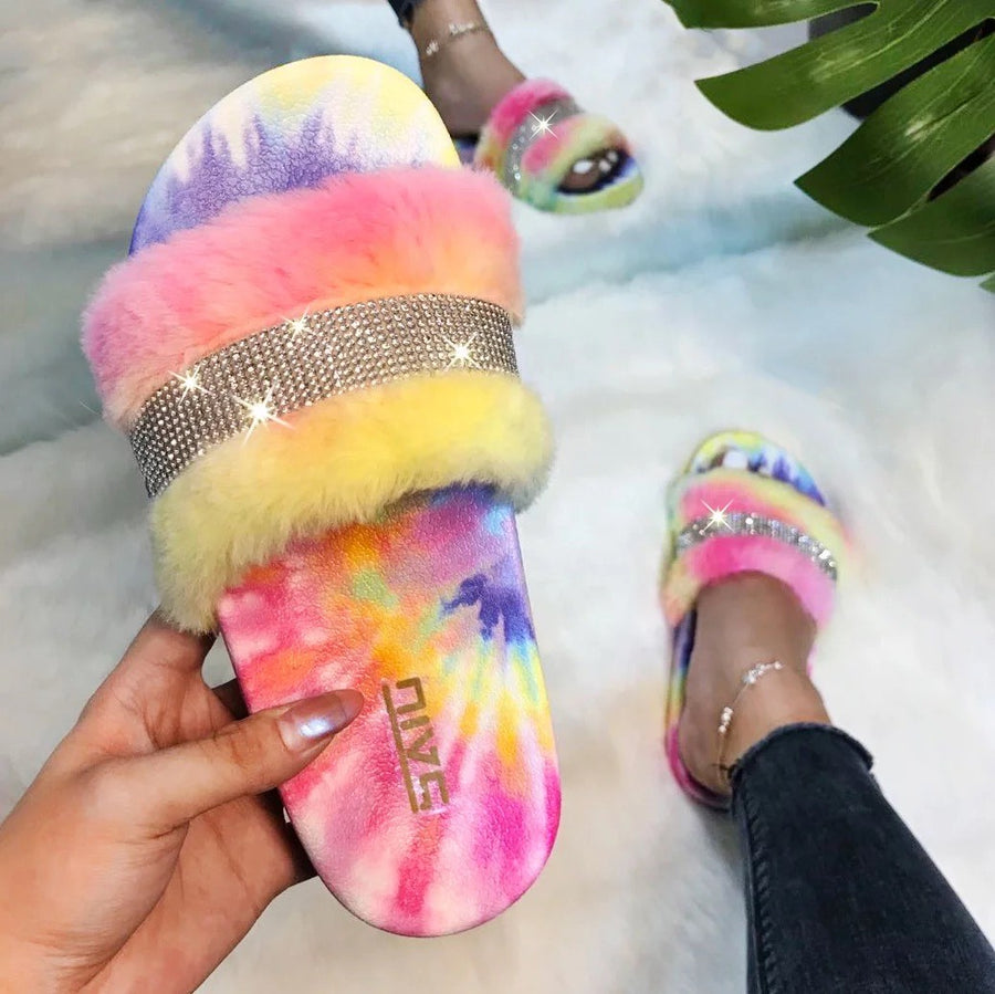 Fantasy women shining diamonds soft fur sandals